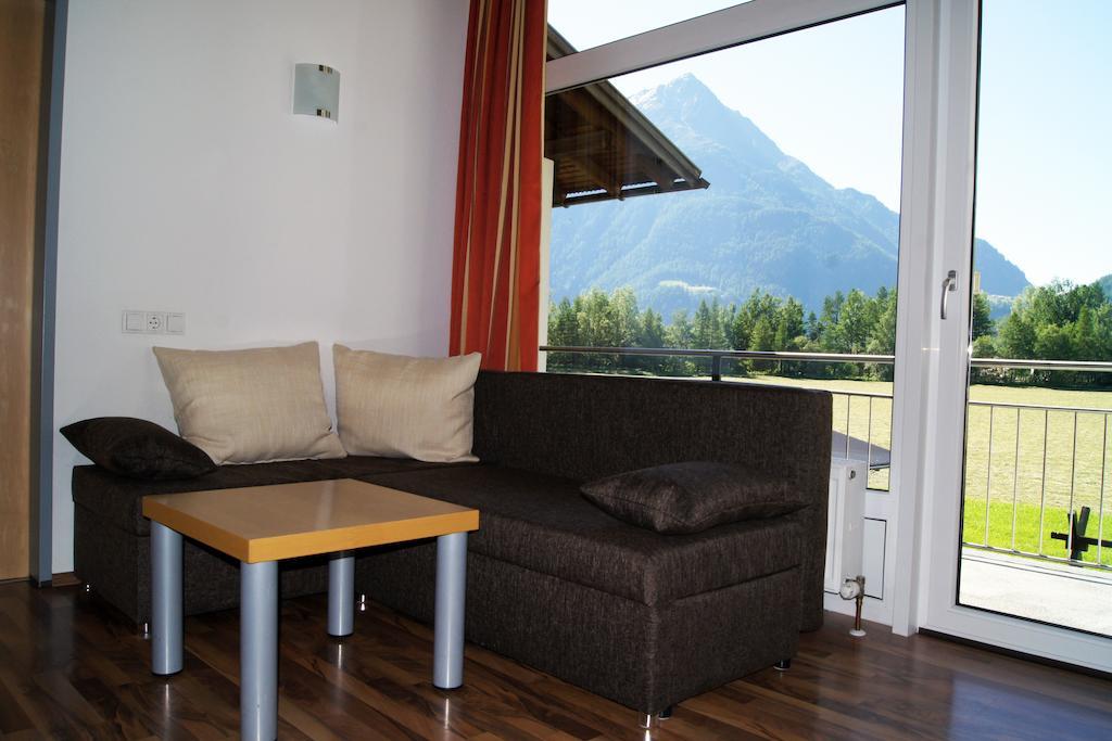 Apartments Bauernhof Dismasn Hof Längenfeld Room photo